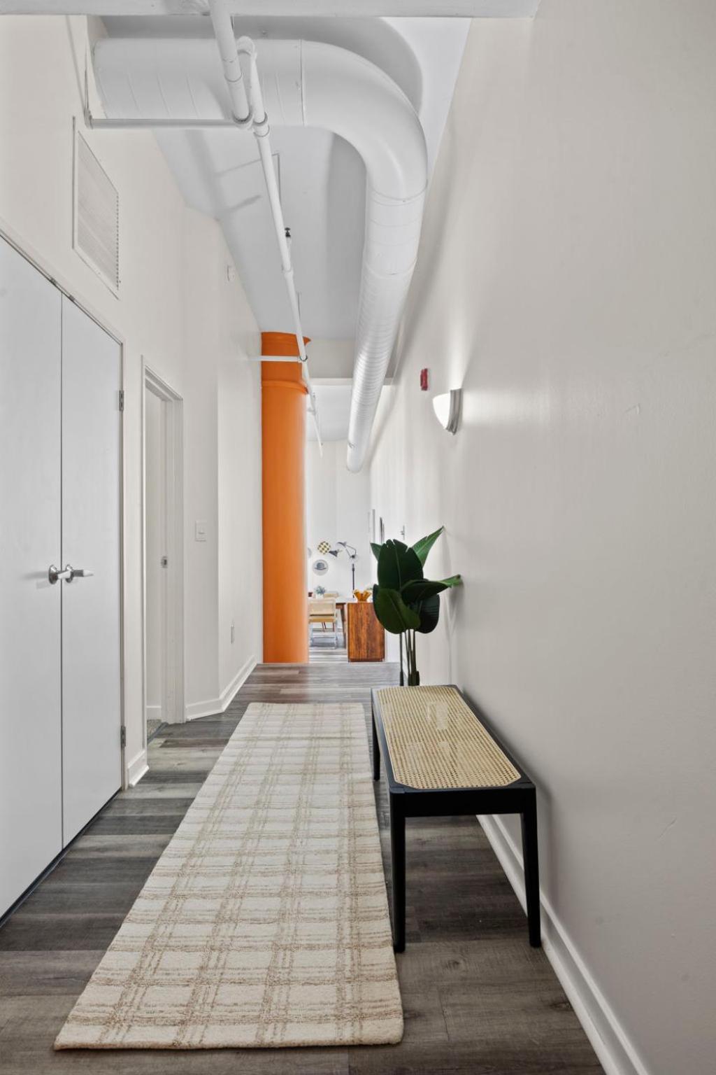 Indy Urban Stay - Skywalk - Sleeps 8 - Downtown - Stadium Indianapolis Exterior photo